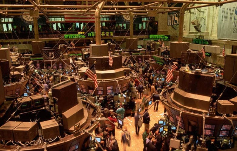 Nansen 解码 CEX 格局：信任危机与破局之路