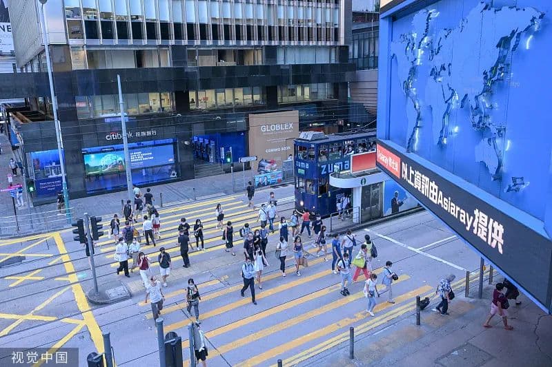 35岁投资人与00后富二代携手闯荡香港币圈：瞄准富豪市场