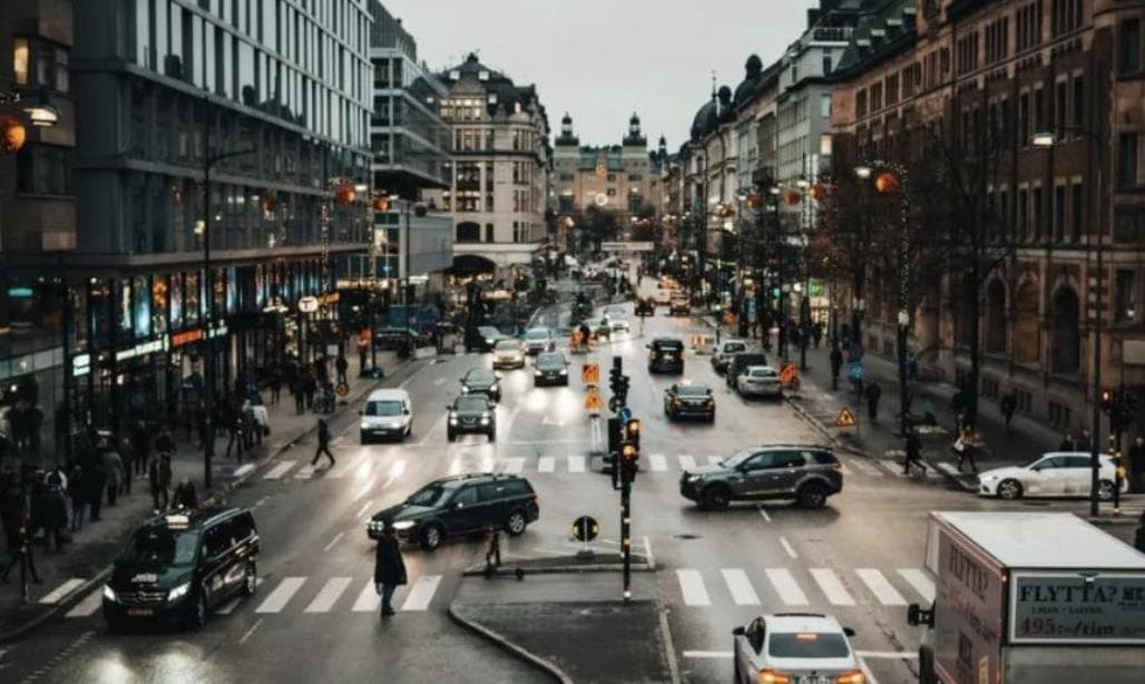 AI 浪潮下，企业应如何合规布局？