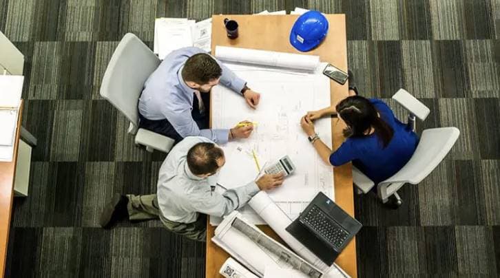 当我们谈论经济模型时，我们在谈论什么？