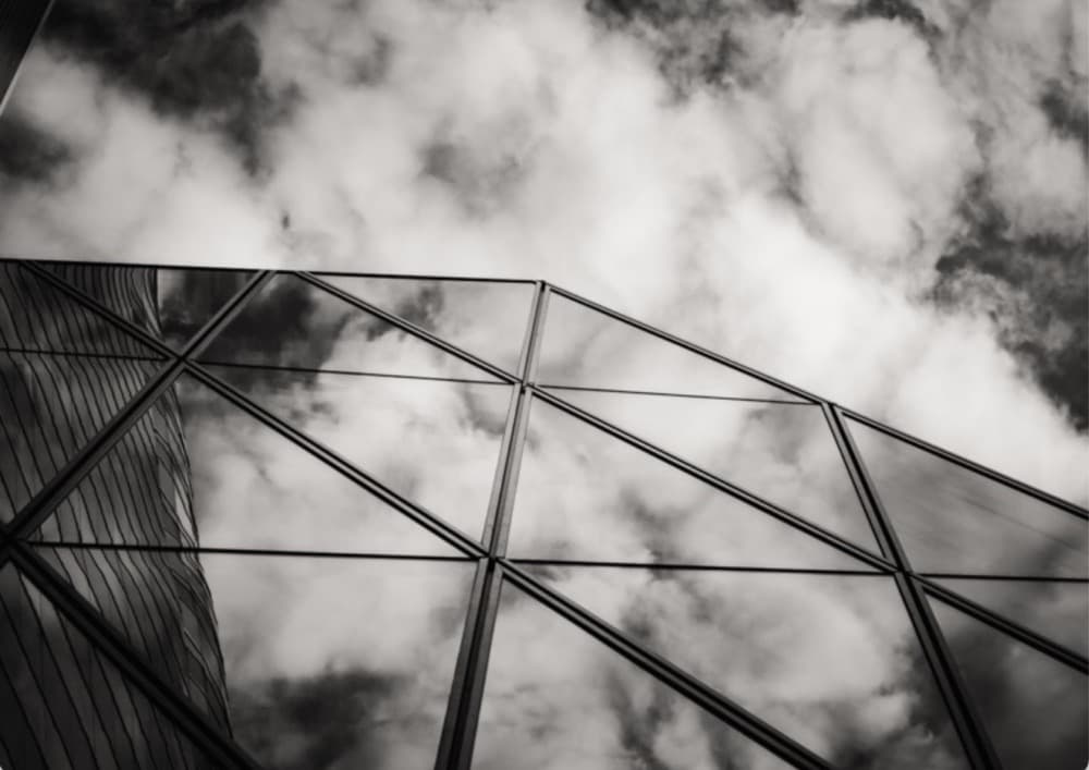 加密货币市场遭遇全面抛售，这轮暴跌因何而起？