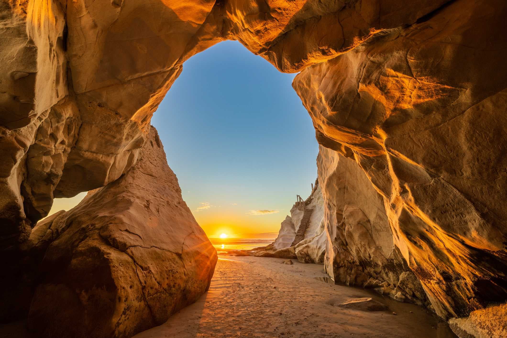 Coinbase 月度展望：流动性拐点已至，比特币或在未来数周触底