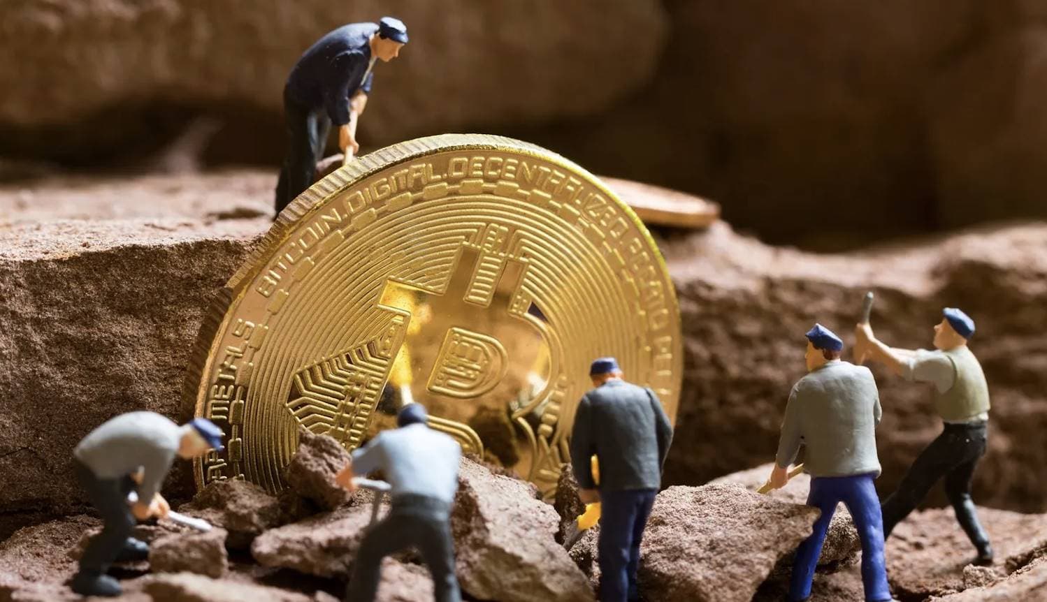 Solo 挖矿中奖概率比彩票高吗？