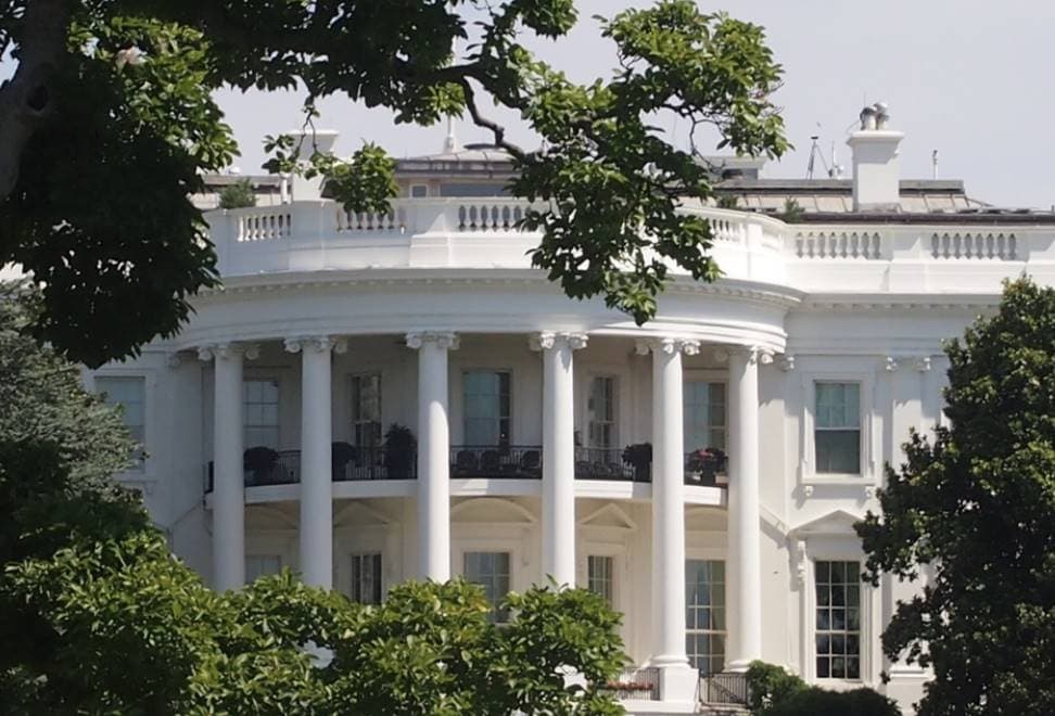 停摆结束=市场反弹?美股、黄金、BTC 历次政府重启后表现全解析